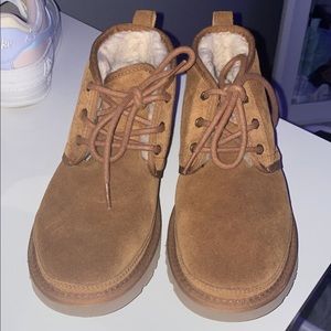 Women’s UGG Neumel Boot in Chestnut